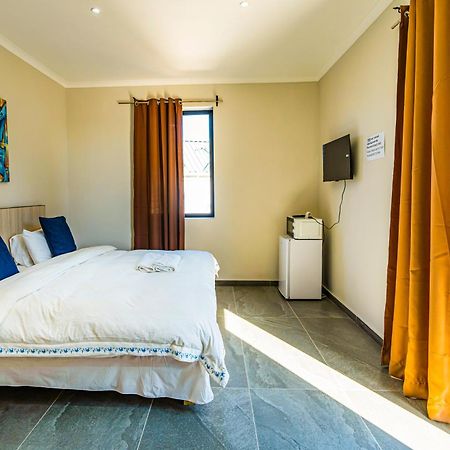 Cape Town Milnerton Lagoon Villa Екстериор снимка